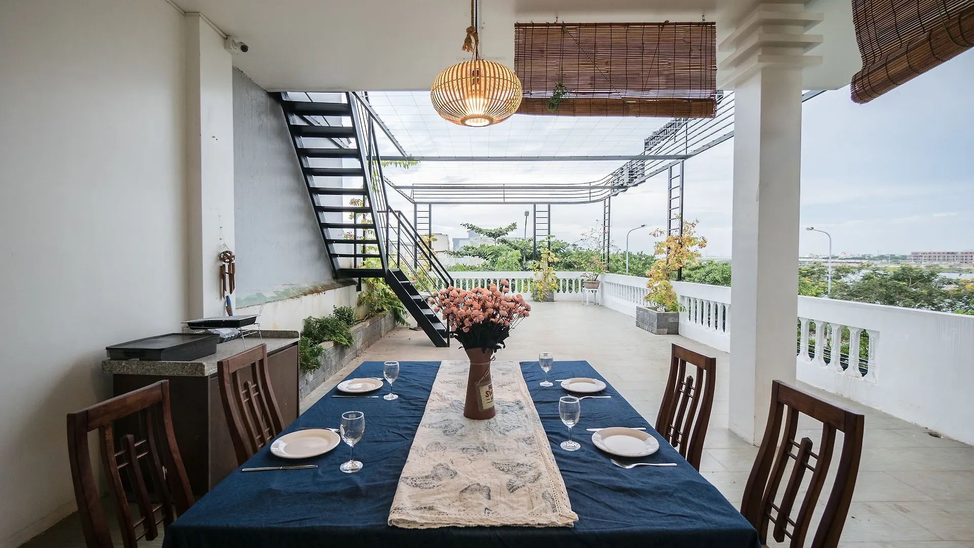 Cafe & Homestay1986 Da Nang Hotel